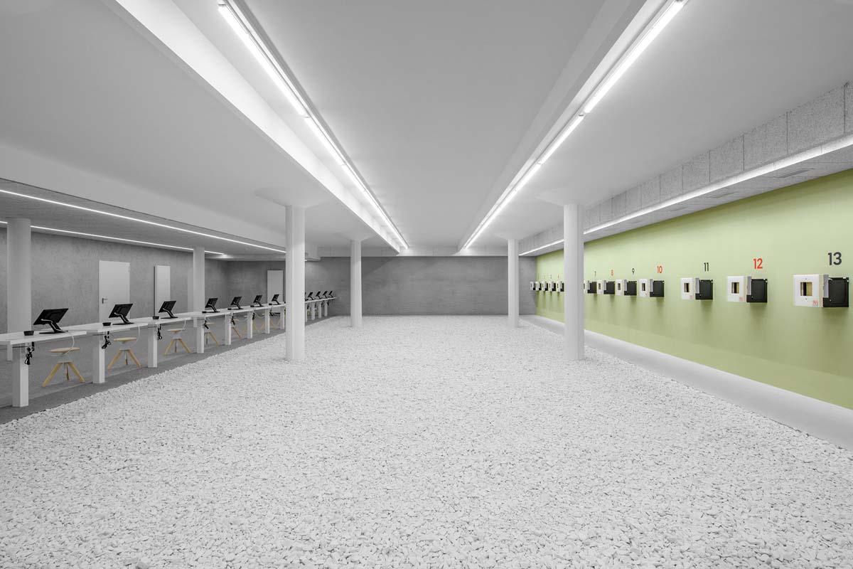 Schießstand Interior Design in Südtirol von Andreas Gruber Architekten