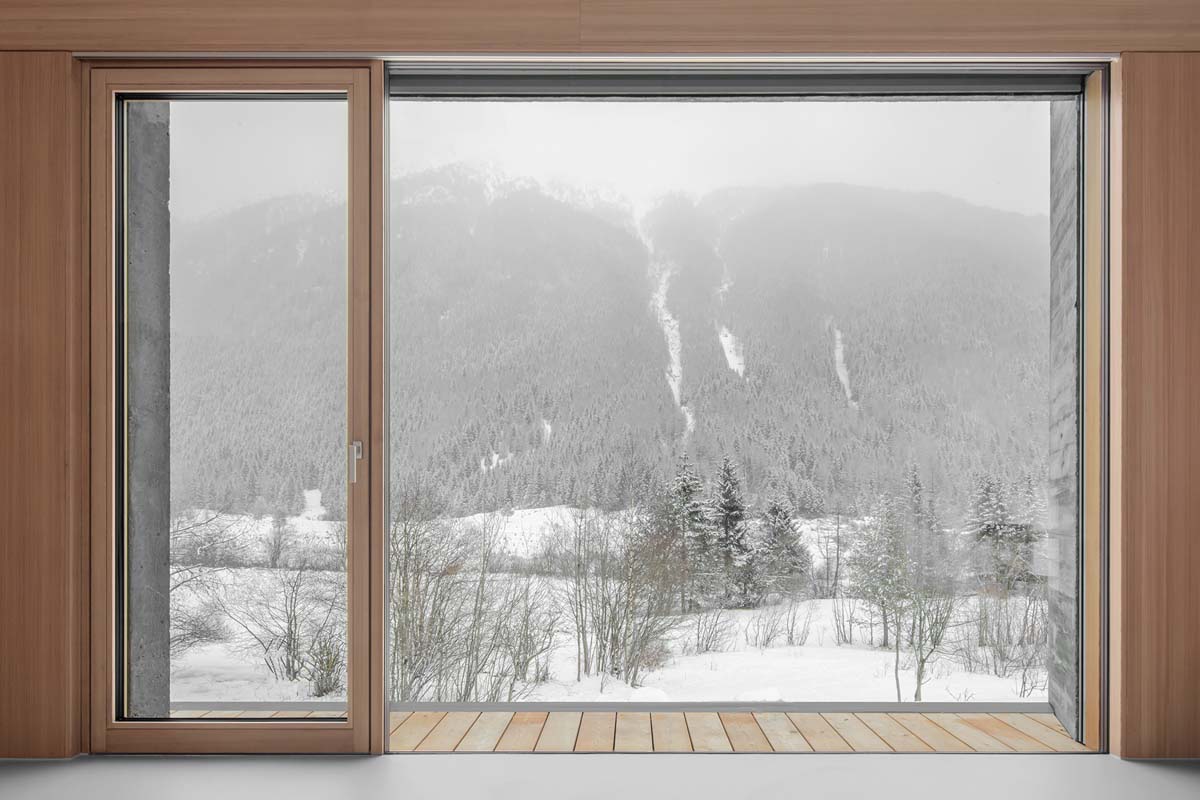 Das Wohnhaus „Viktoria“ ist ein Betonbau in Südtirol von Andreas Gruber Architekten