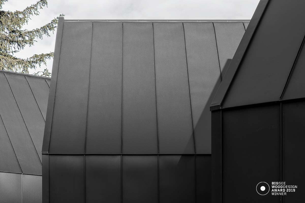 Wald Chalet Hotelbau in Südtirol. Architektur von Andreas Gruber Architekten