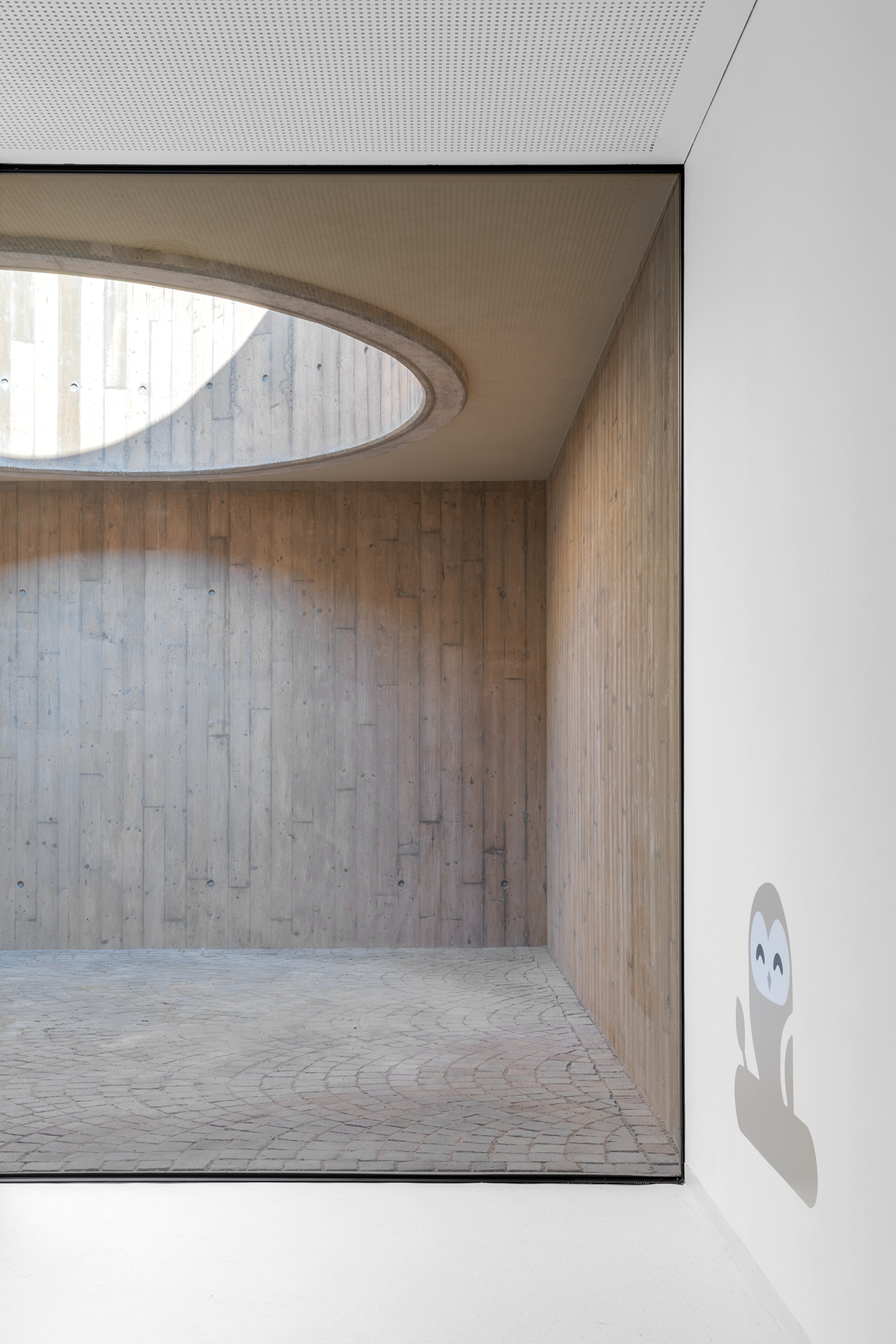 KITA Klobenstein educational building in South Tyrol. Architecture by Andreas Gruber Architects